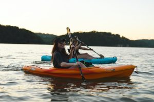 Une activité nautique dynamique pour rester en forme.
